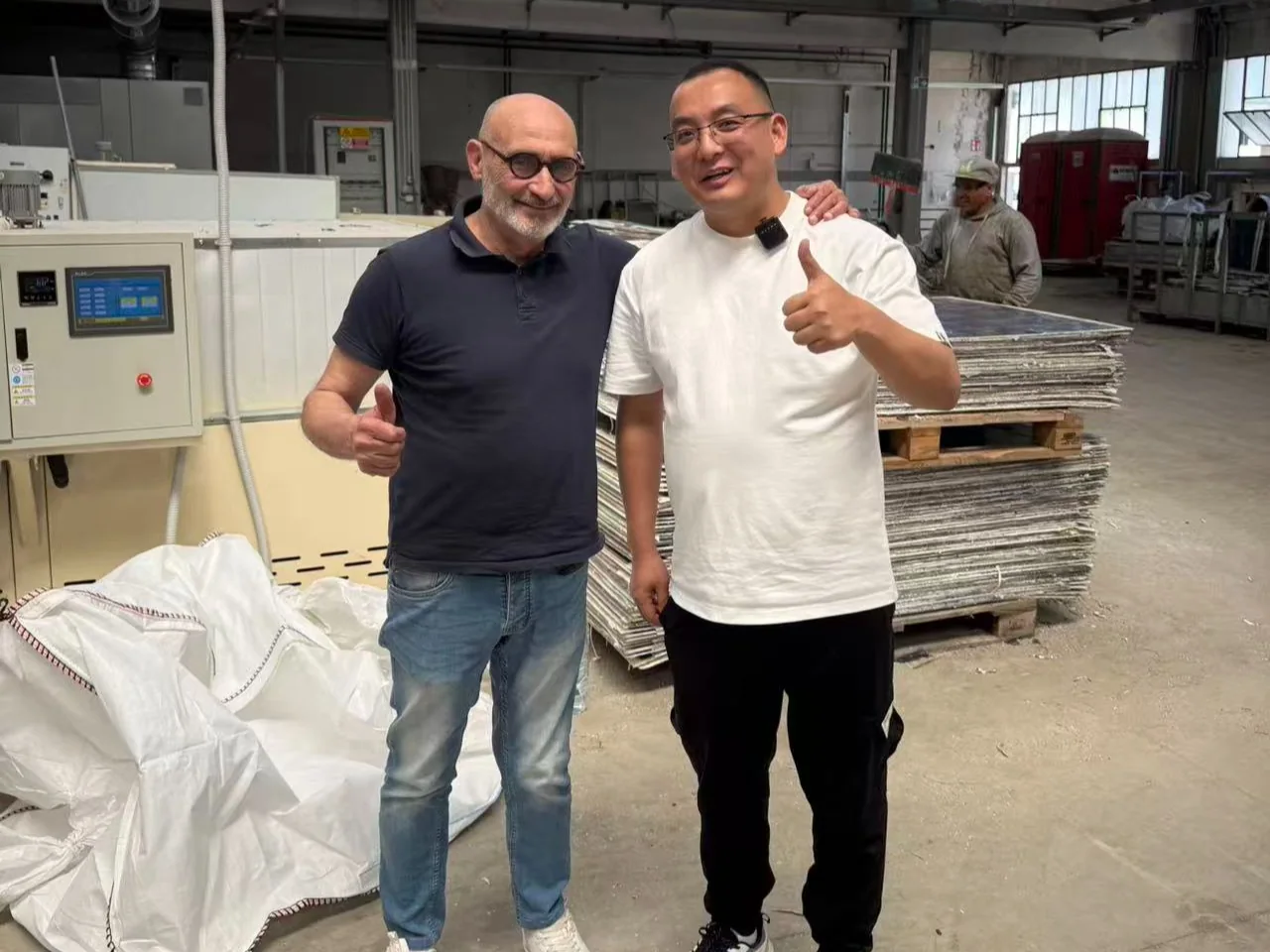 Repeat Purchase of Solar Panel Frame and Glass Removal Equipment in Italy